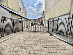 Photo 21- click for photo gallery